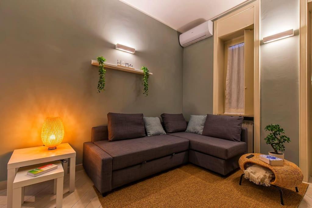 Charmy & Cozy Panoramic Flat 50M From M4 Stop Milano Ngoại thất bức ảnh